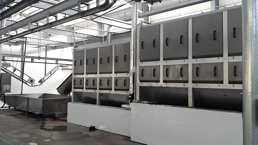 Рабочие моменты машины для удаления шерсти у свиней